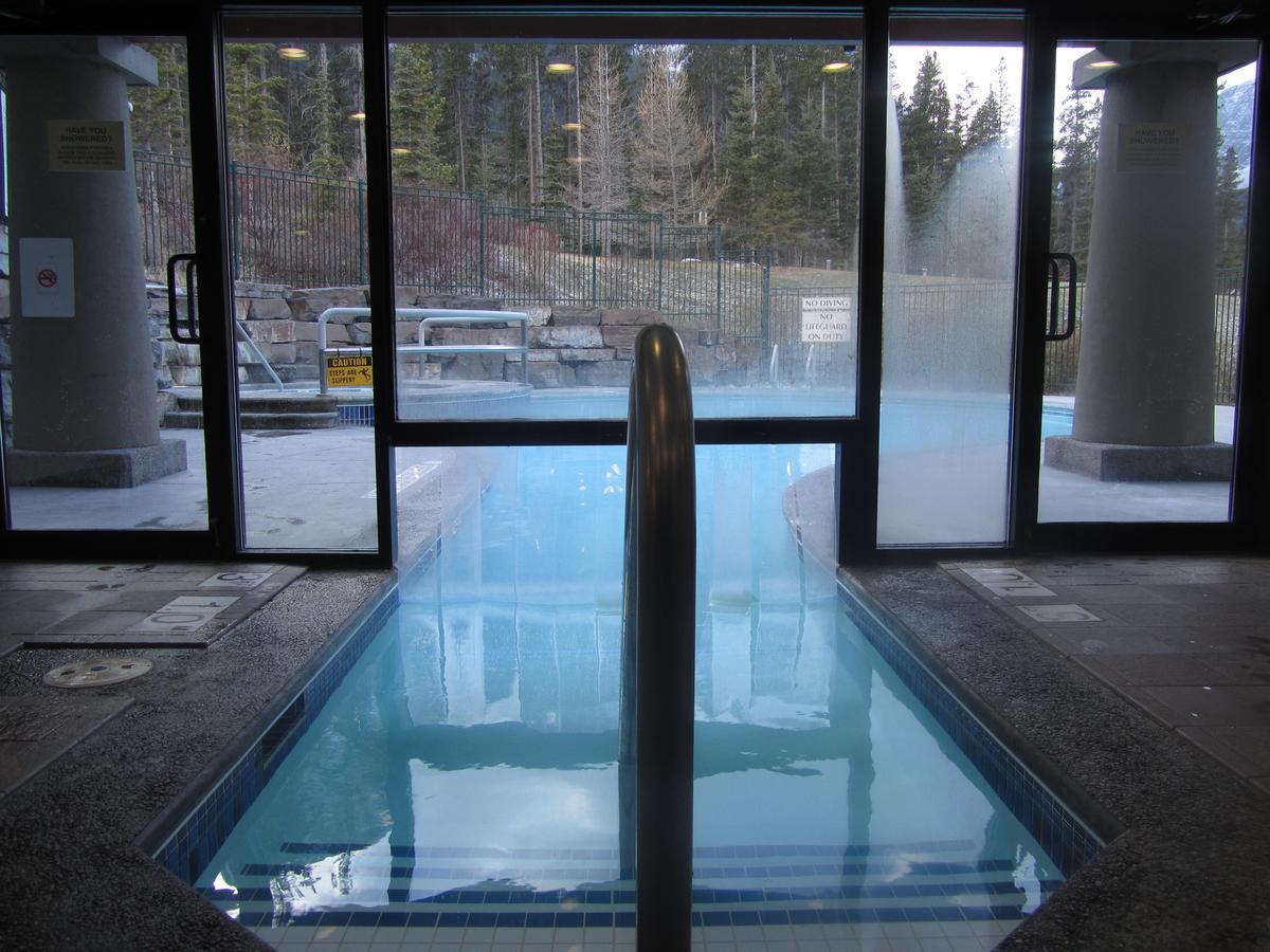 Platinum Suites Resort - Vacation Rentals Canmore Exterior foto
